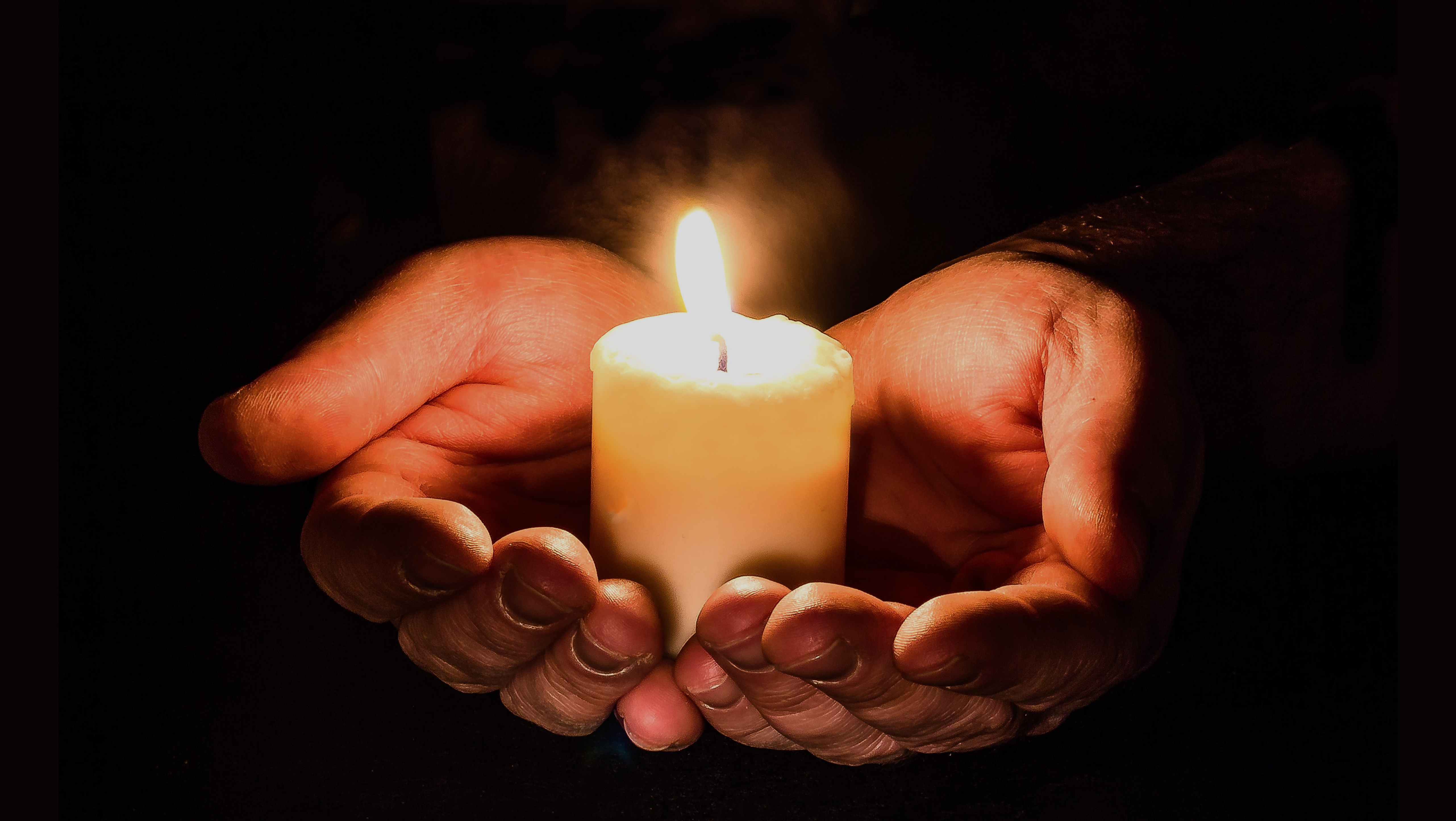 Må vi få dine gamle stearinlys og lysestumper?